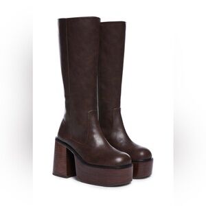 dELiA*s Platform Heeled Boots/Dark Brown $189MSRP